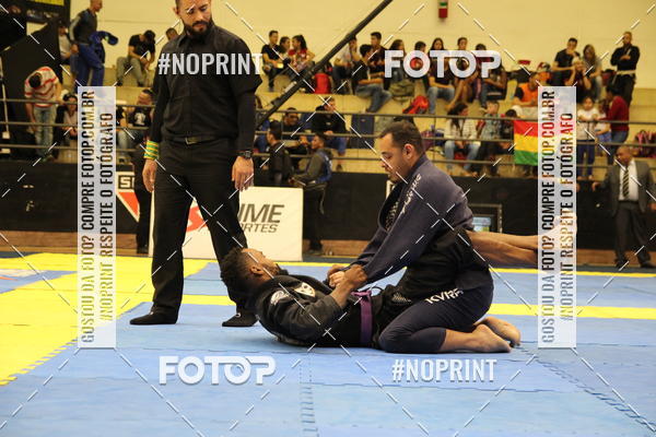 Buy your photos of the eventfight friends on Fotop