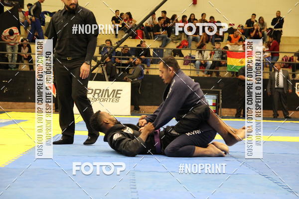 Buy your photos of the eventfight friends on Fotop