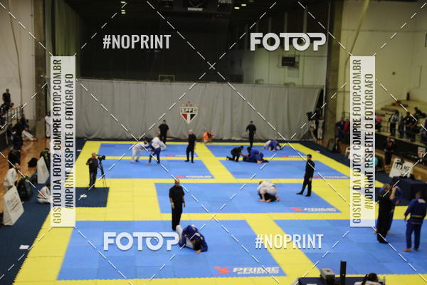 Buy your photos of the eventfight friends on Fotop