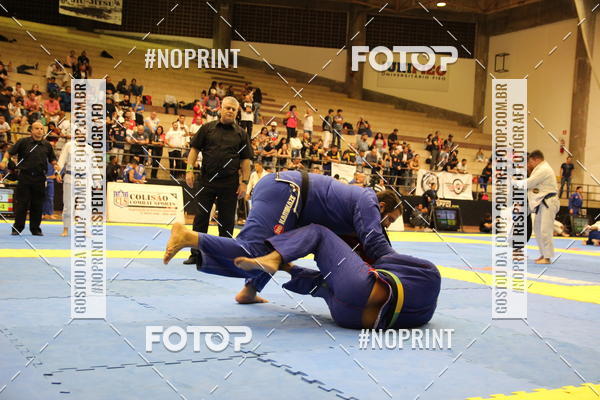 Buy your photos of the eventfight friends on Fotop