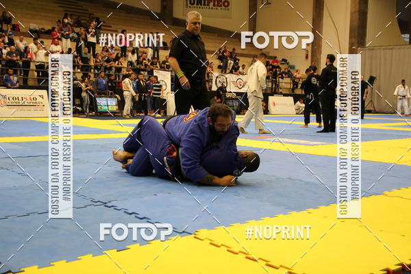 Buy your photos of the eventfight friends on Fotop