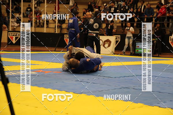 Buy your photos of the eventfight friends on Fotop