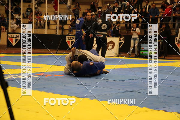 Buy your photos of the eventfight friends on Fotop