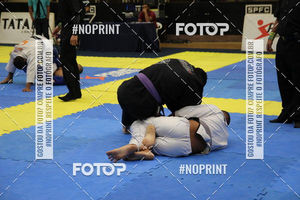 Buy your photos of the eventfight friends on Fotop