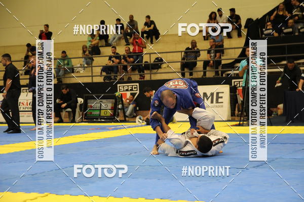 Buy your photos of the eventfight friends on Fotop