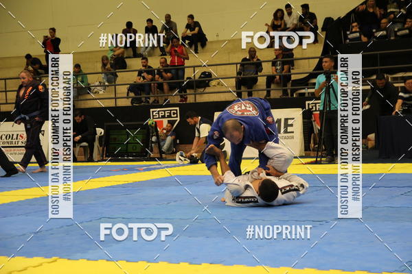 Buy your photos of the eventfight friends on Fotop