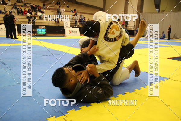 Compre suas fotos do eventofight friends no Fotop