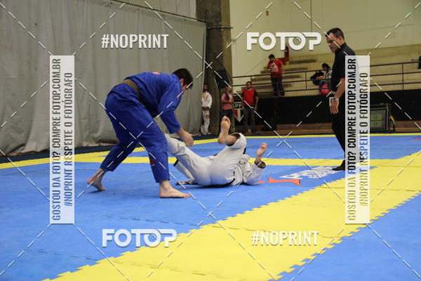 Buy your photos of the eventfight friends on Fotop