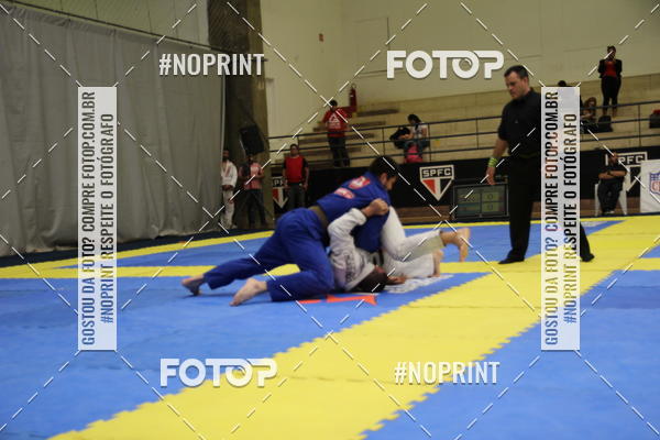 Buy your photos of the eventfight friends on Fotop