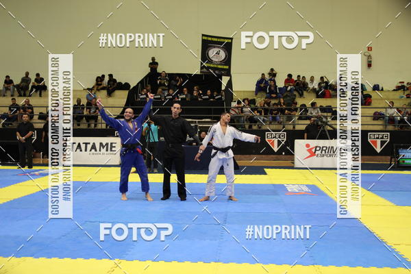 Buy your photos of the eventfight friends on Fotop