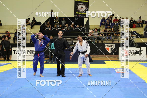 Buy your photos of the eventfight friends on Fotop