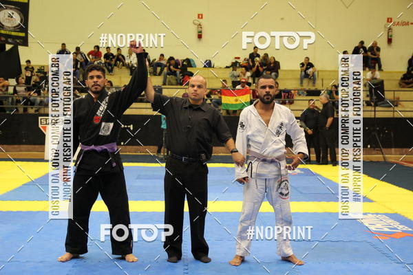 Buy your photos of the eventfight friends on Fotop