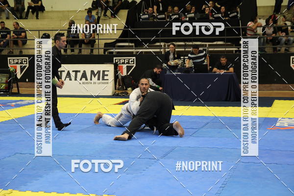 Buy your photos of the eventfight friends on Fotop