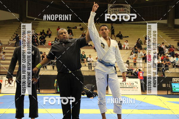 Buy your photos of the eventfight friends on Fotop