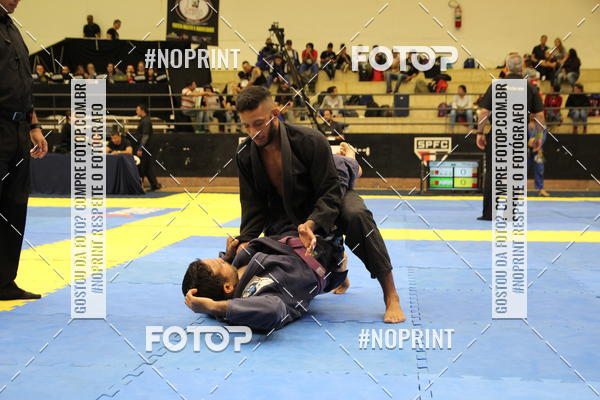 Buy your photos of the eventfight friends on Fotop