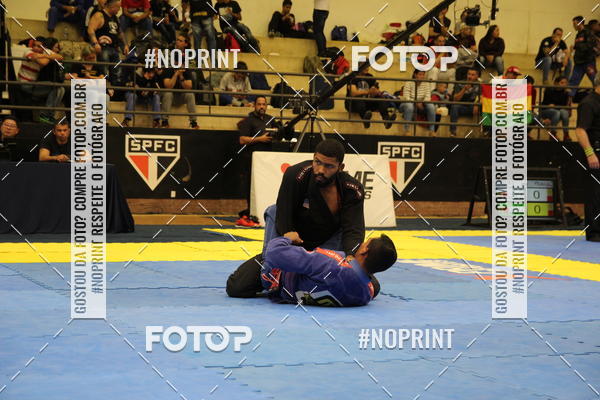 Buy your photos of the eventfight friends on Fotop