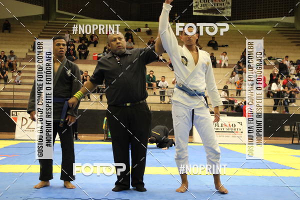 Buy your photos of the eventfight friends on Fotop