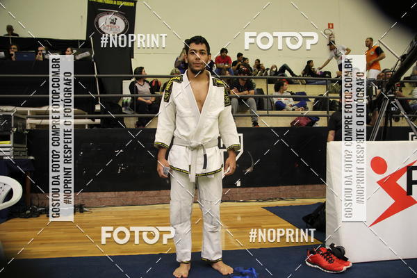 Buy your photos of the eventfight friends on Fotop