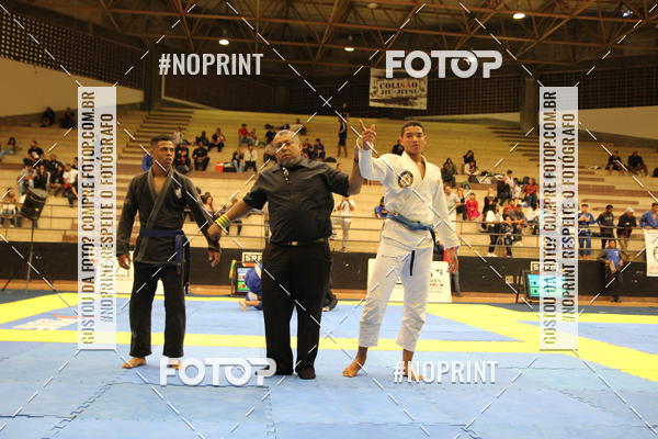 Buy your photos of the eventfight friends on Fotop