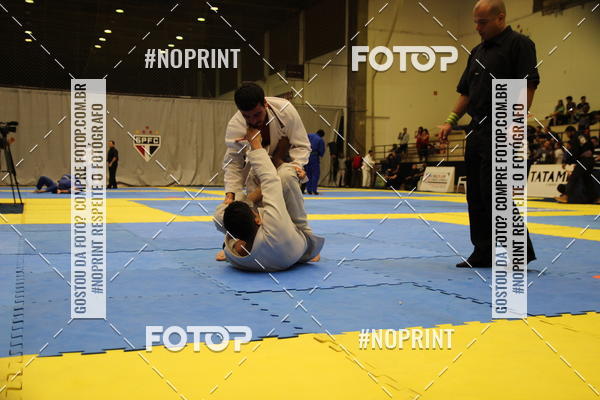 Buy your photos of the eventfight friends on Fotop