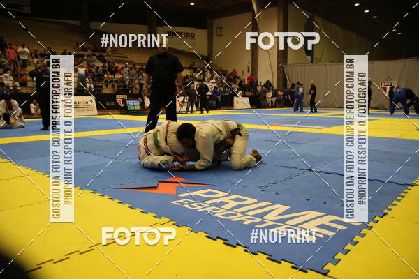 Buy your photos of the eventfight friends on Fotop