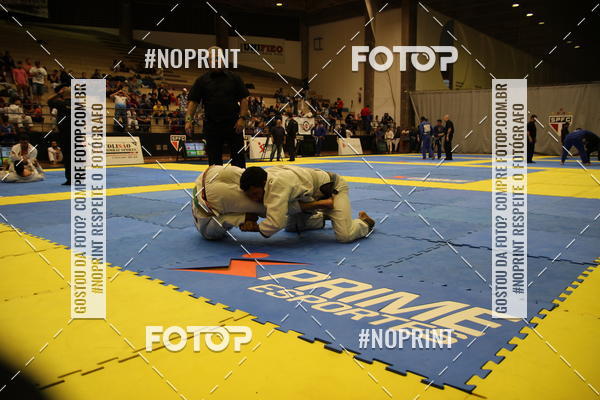 Buy your photos of the eventfight friends on Fotop