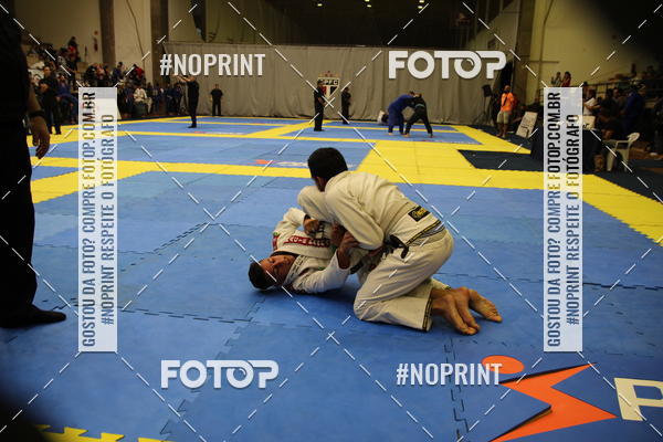 Buy your photos of the eventfight friends on Fotop