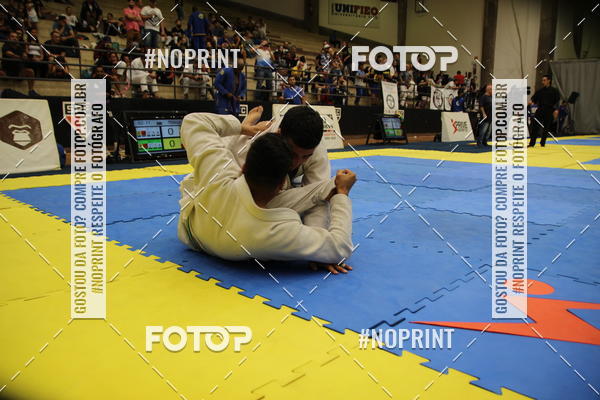 Buy your photos of the eventfight friends on Fotop