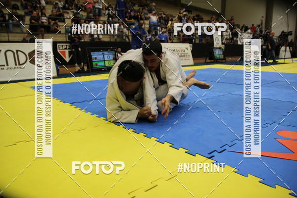 Buy your photos of the eventfight friends on Fotop