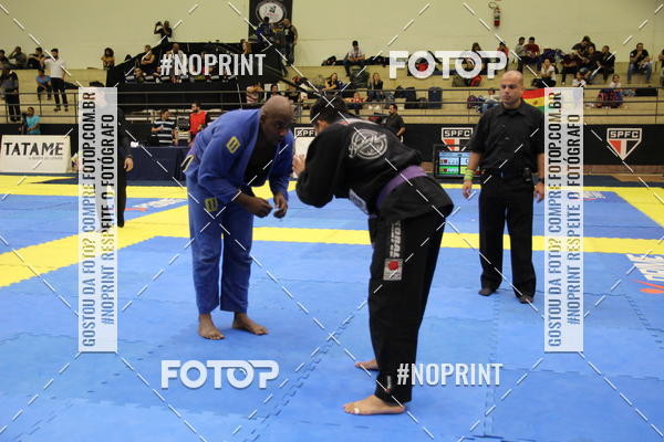 Buy your photos of the eventfight friends on Fotop