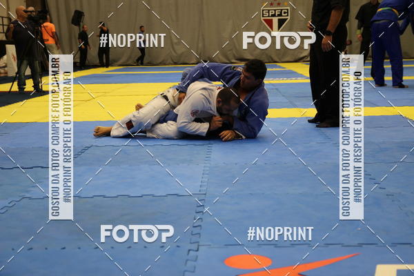 Buy your photos of the eventfight friends on Fotop