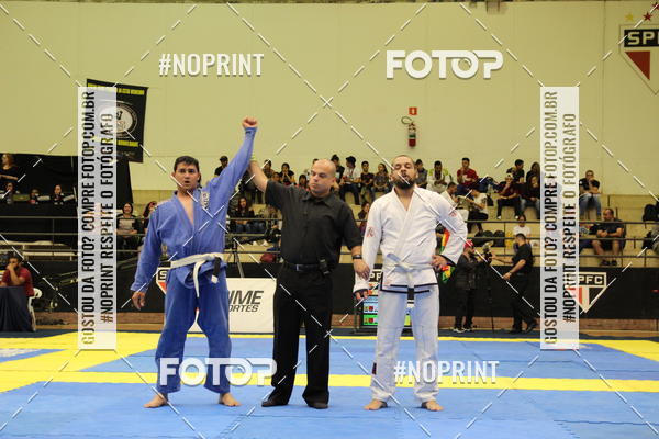 Buy your photos of the eventfight friends on Fotop