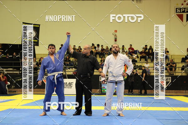 Buy your photos of the eventfight friends on Fotop