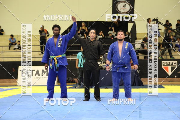 Buy your photos of the eventfight friends on Fotop