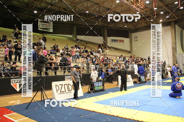 Buy your photos of the eventfight friends on Fotop