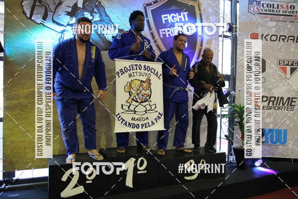 Buy your photos of the eventfight friends on Fotop