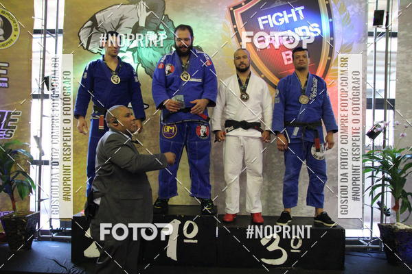 Buy your photos of the eventfight friends on Fotop