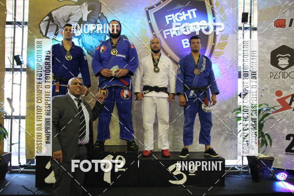 Buy your photos of the eventfight friends on Fotop