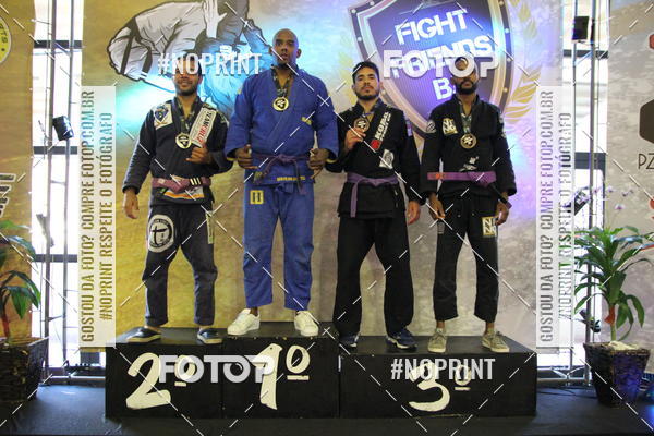 Buy your photos of the eventfight friends on Fotop