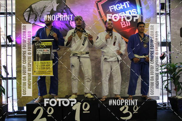 Buy your photos of the eventfight friends on Fotop