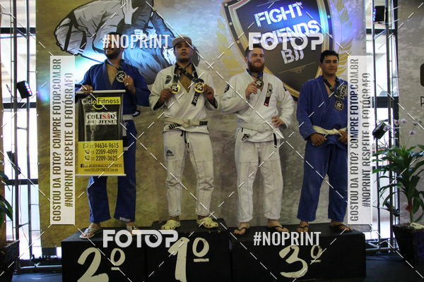 Buy your photos of the eventfight friends on Fotop