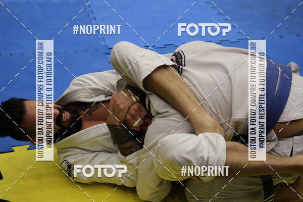 Buy your photos of the eventfight friends on Fotop