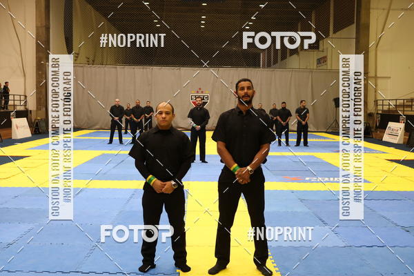 Buy your photos of the eventfight friends on Fotop