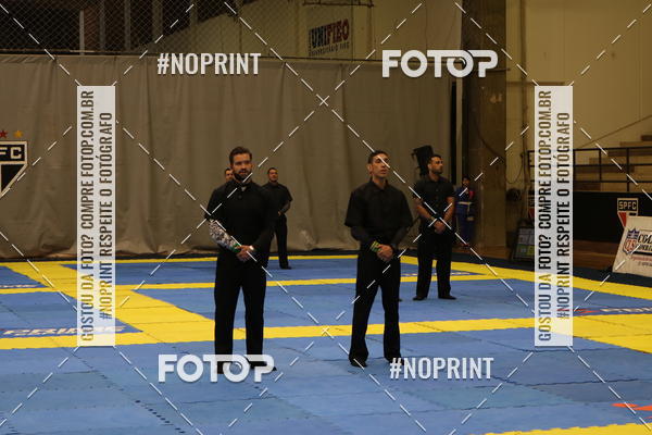 Buy your photos of the eventfight friends on Fotop