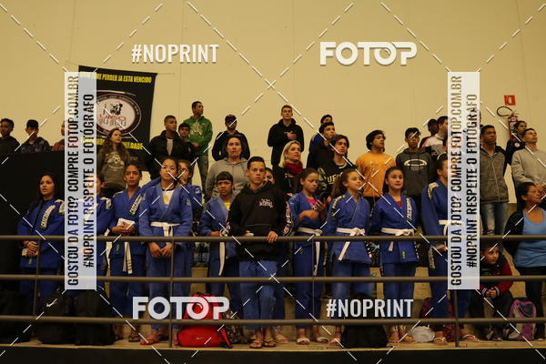 Buy your photos of the eventfight friends on Fotop