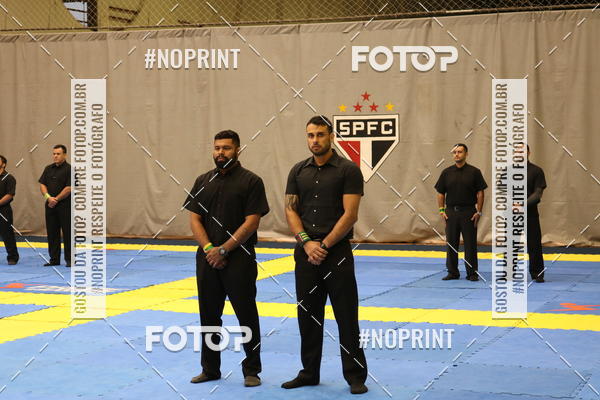 Buy your photos of the eventfight friends on Fotop