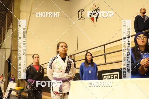 Buy your photos of the eventfight friends on Fotop