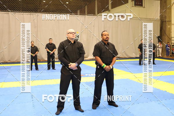 Buy your photos of the eventfight friends on Fotop