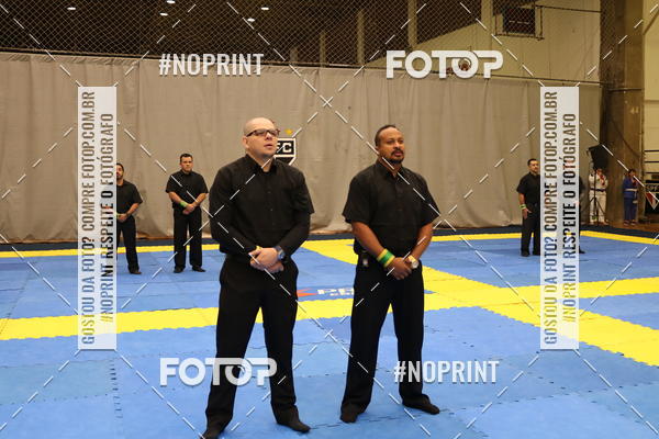 Buy your photos of the eventfight friends on Fotop