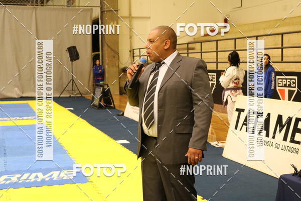 Buy your photos of the eventfight friends on Fotop